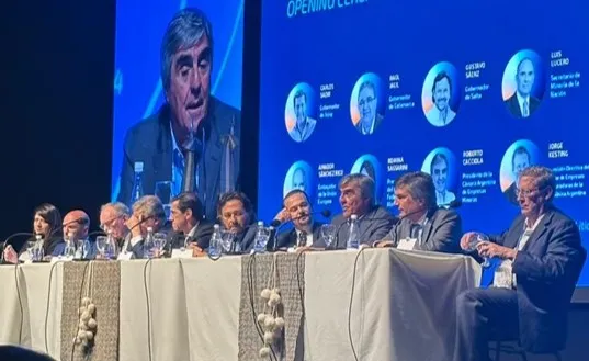 Cacciola de la CAEM anticipa ingreso de proveedores extranjeros