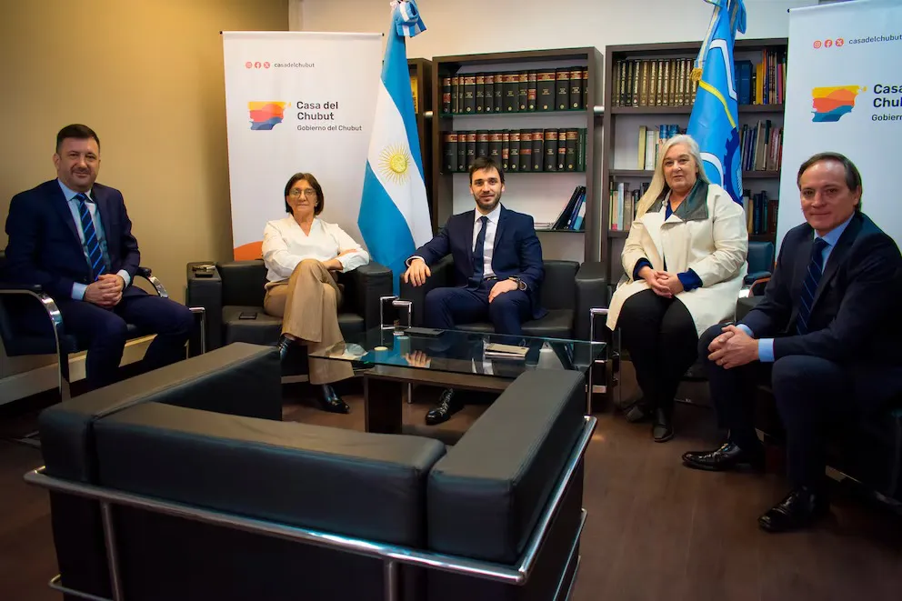 Kueider con sus aliados de las Provincias Unidas