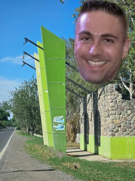 WhatsApp Image 2023-12-04 at 09.43.01