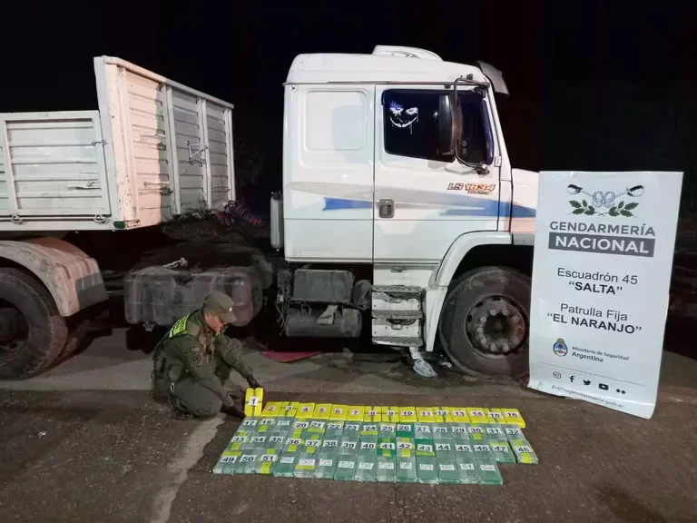 gendarmeria-salta-16-kilos-de-cocaina