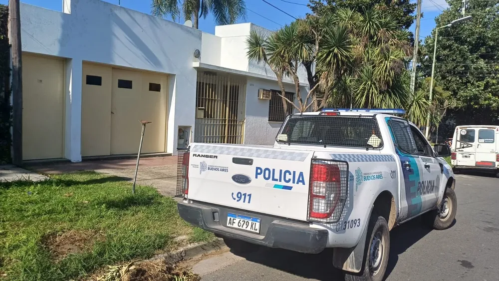 policia-rescato-perro-duena-queria-faenar