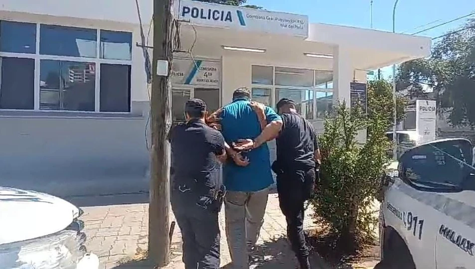 policia-detenido