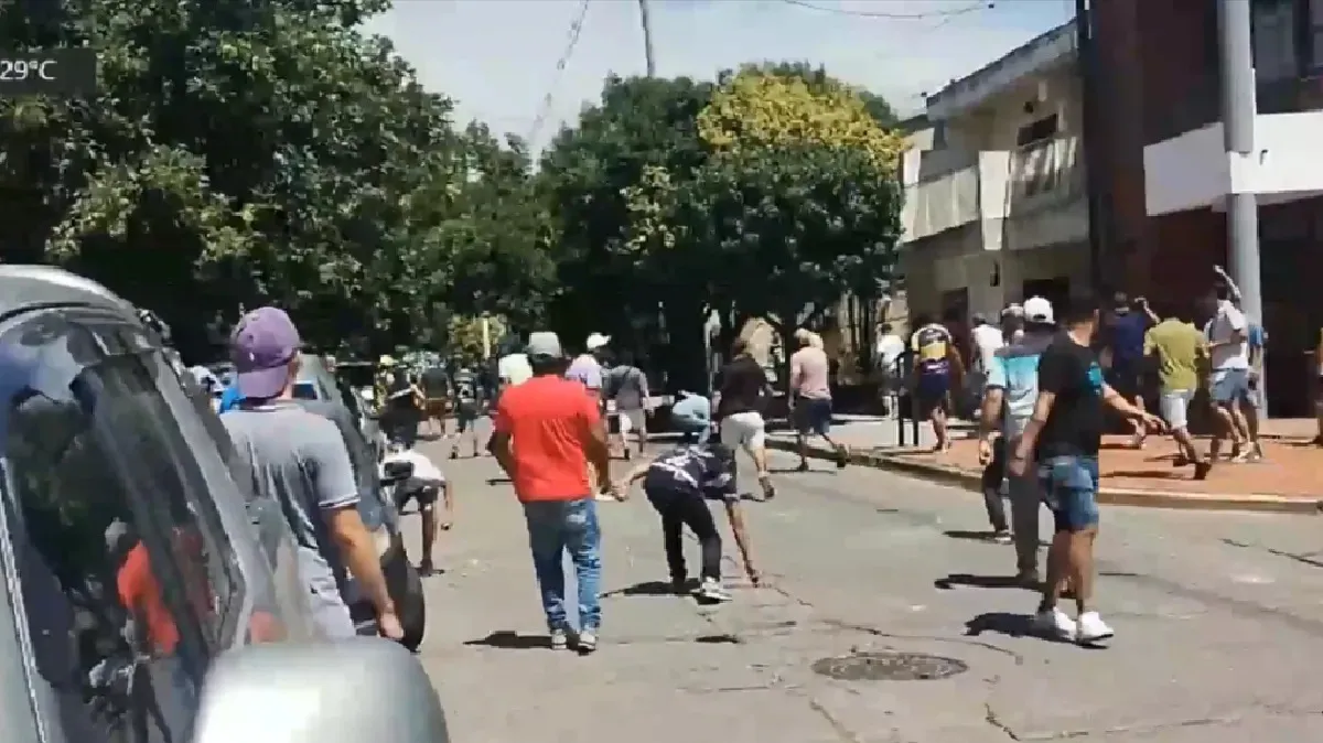 Graves enfrentamientos de la UOCRA en Metan por un sorteo de 15 puestos laborales