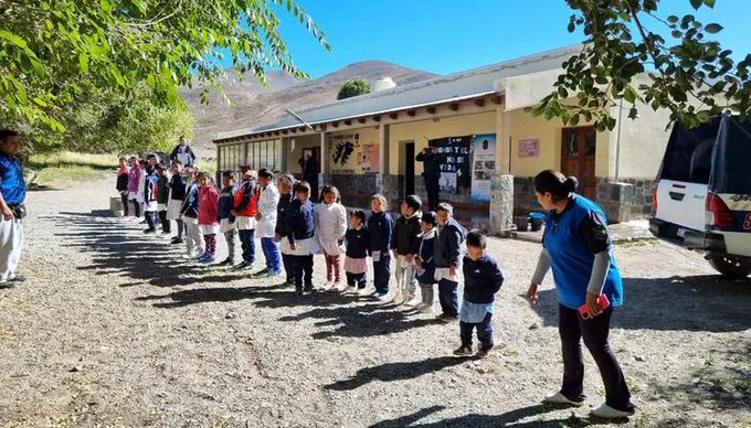 Escuela Las Cuevas de Campo Quijano - Foto El Tribuno
