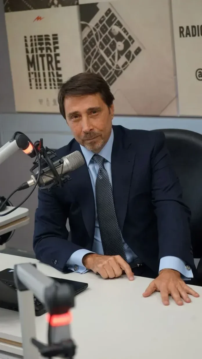 Eduardo Feinmann cuestionó a Maradona y destacó a Messi.