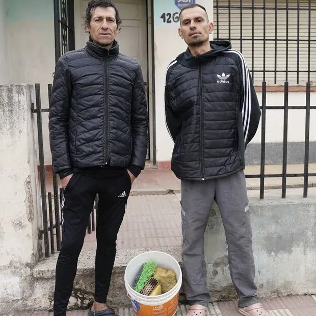 Gabriel y Ezequiel Ludueña, los hermanos que limpiaron el auto utilizado para trasladar los restos de Agostina.