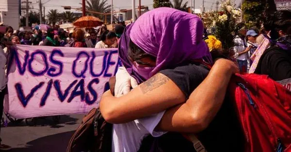 Mujeres y militantes feministas durante una movilización de Ni una Menos.