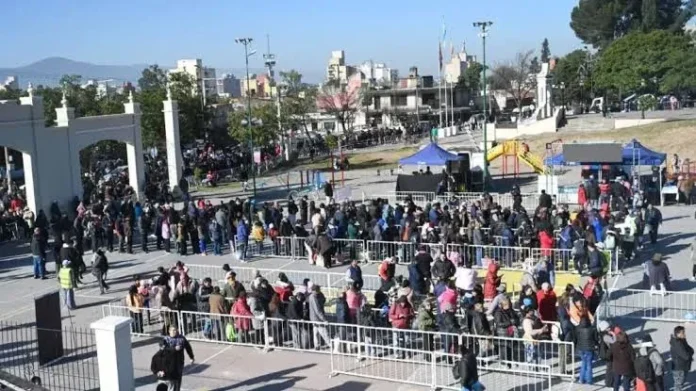 Jornada de la Feria de la Carne en la ciudad de Salta.