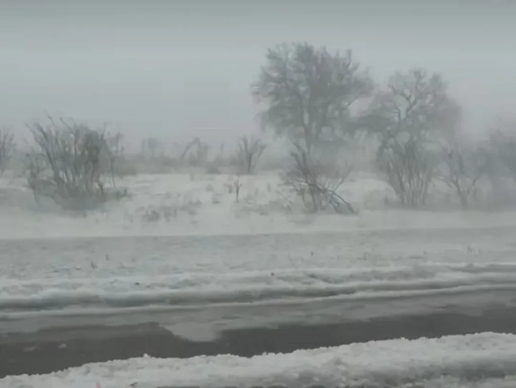 Imágenes de la caída de granizo sobre la ruta 9.