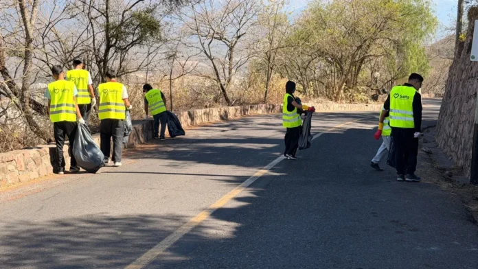 Operativo de saneamiento realizado en los cerros San Bernardo y 20 de Febrero.