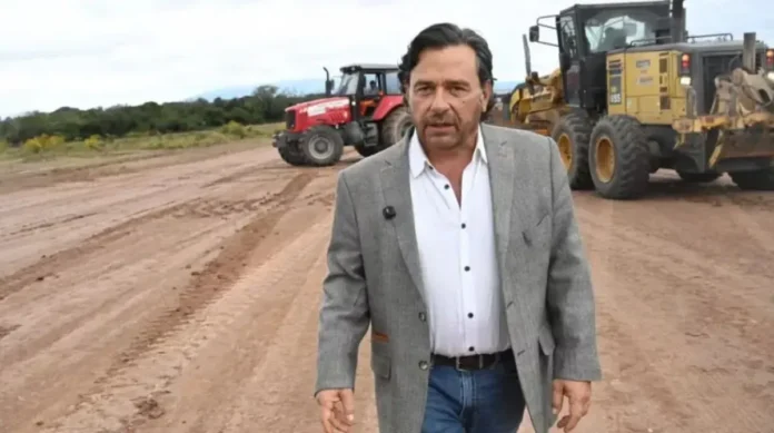 Sáenz informó sobre el progreso de la repavimentación de la Ruta 9/34 entre Metán y Rosario de la Frontera.