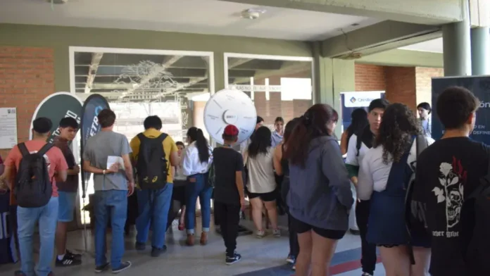 Jornada de empleabilidad realizada en la Universidad Nacional de Salta.